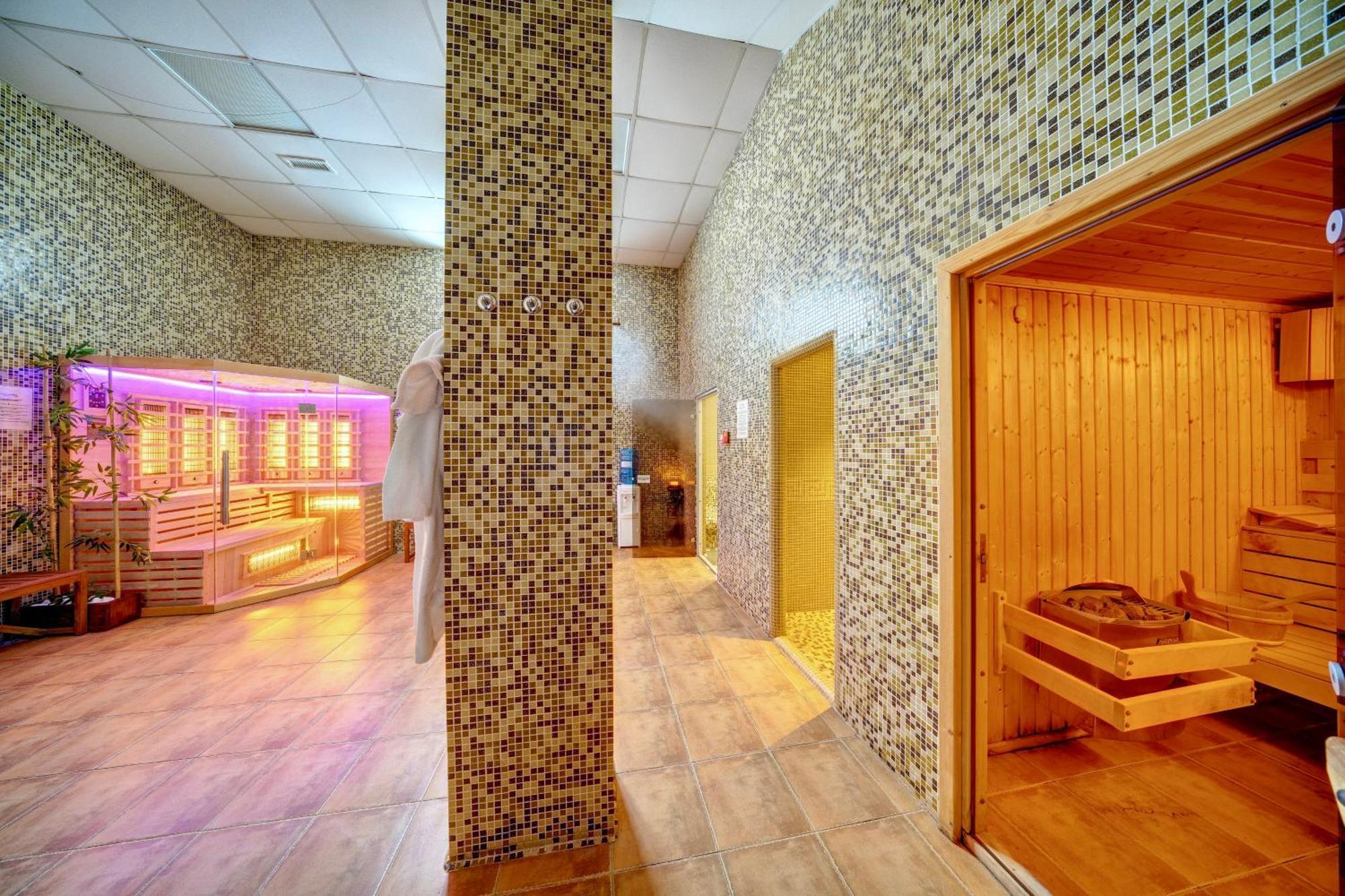 From Sunrise To Sunset At Oak Residence Smolyan Lakes Pamporovo Exterior foto